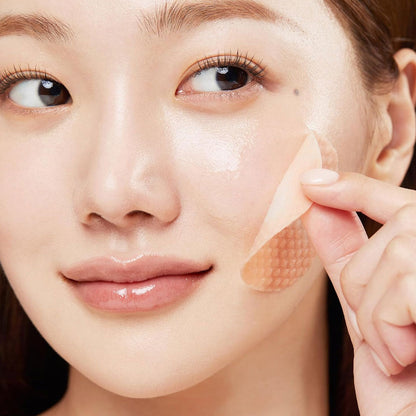 MEDICUBE Red Succinic Acid Panthenol Facial Peeling Pads - 70 Pads